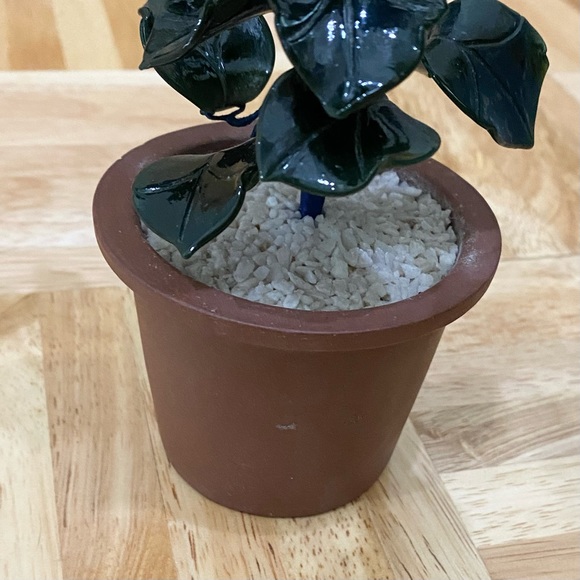 Faux Jade Ornamental Flowers Artificial Plant Home Decor - Picture 8 of 9